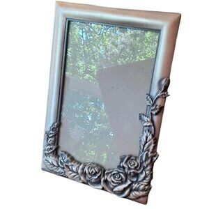 Vintage, 5 x 7, Silver Plated Stand up Retangular Photo Frame, Roses in Corner